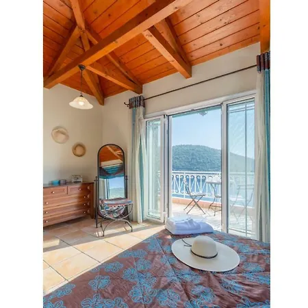 Thalassa Villa *